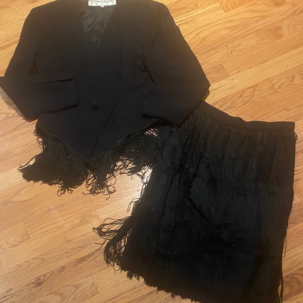 90’s Elegant Black Fringe Blazer Set